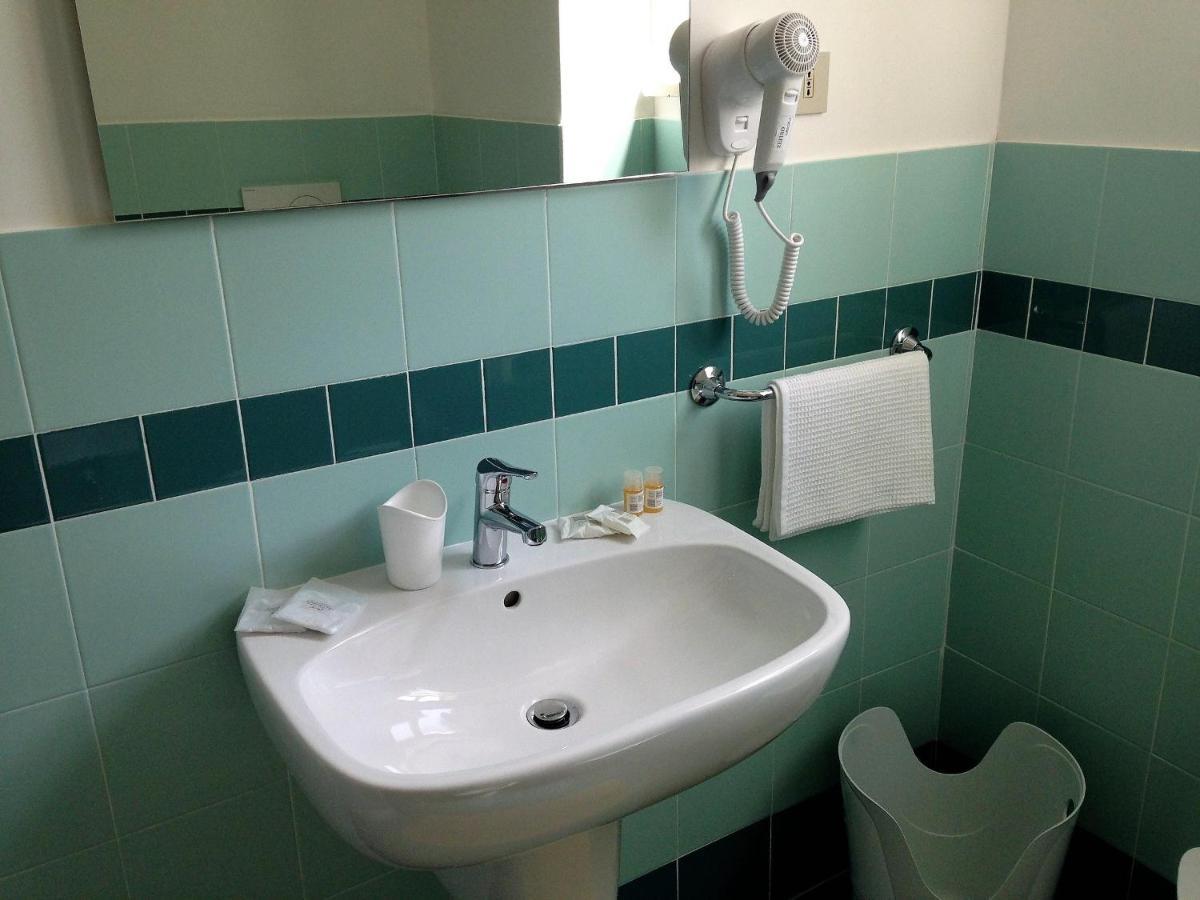 Hotel Anna Terracina Dış mekan fotoğraf