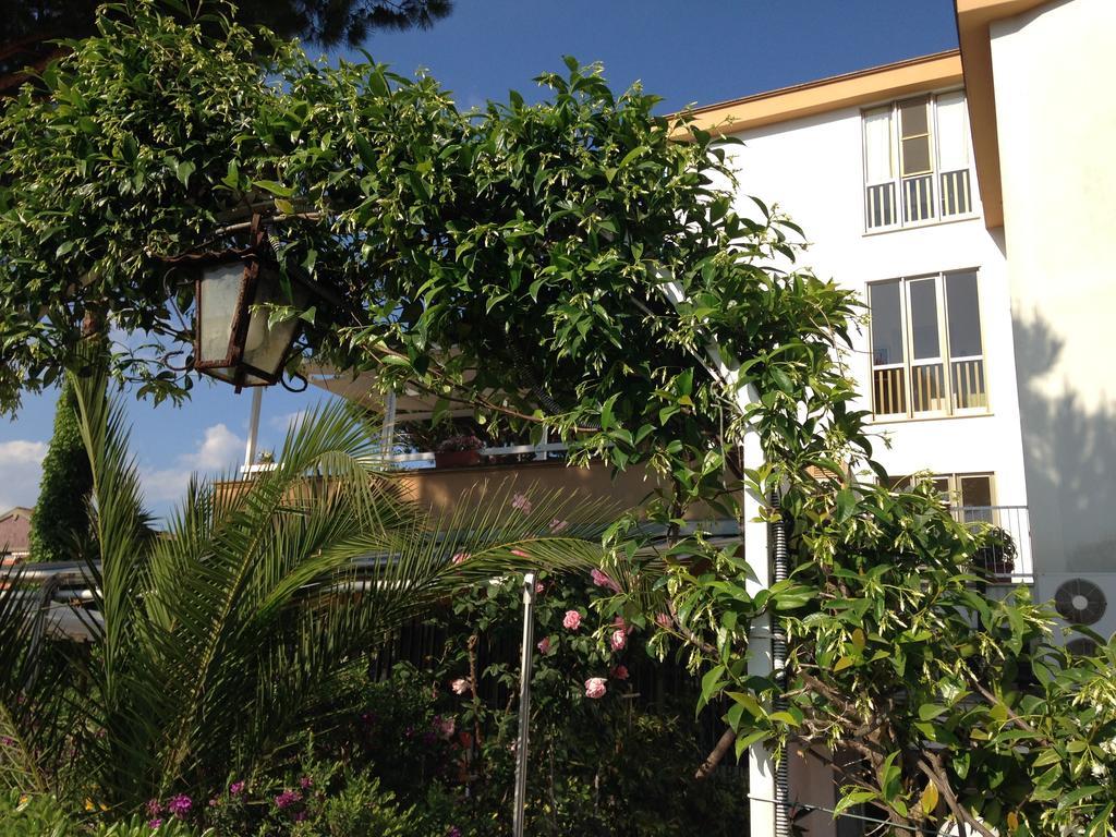 Hotel Anna Terracina Dış mekan fotoğraf