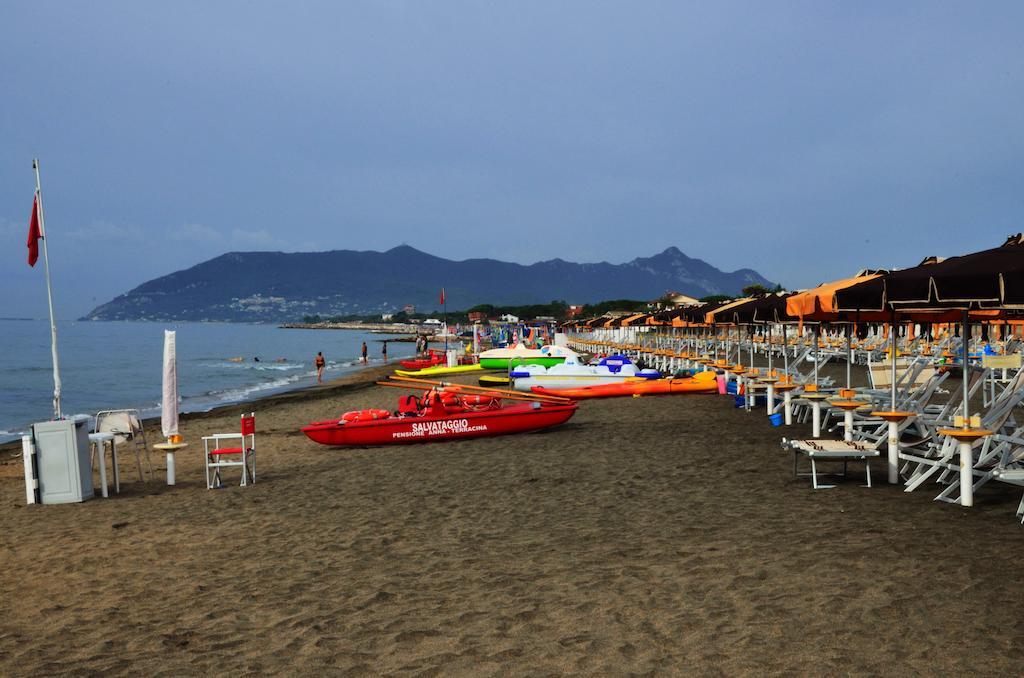 Hotel Anna Terracina Dış mekan fotoğraf
