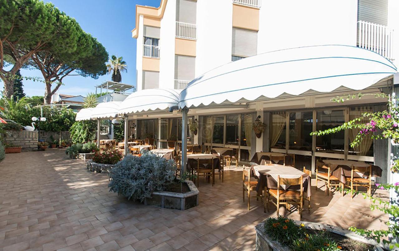 Hotel Anna Terracina Dış mekan fotoğraf